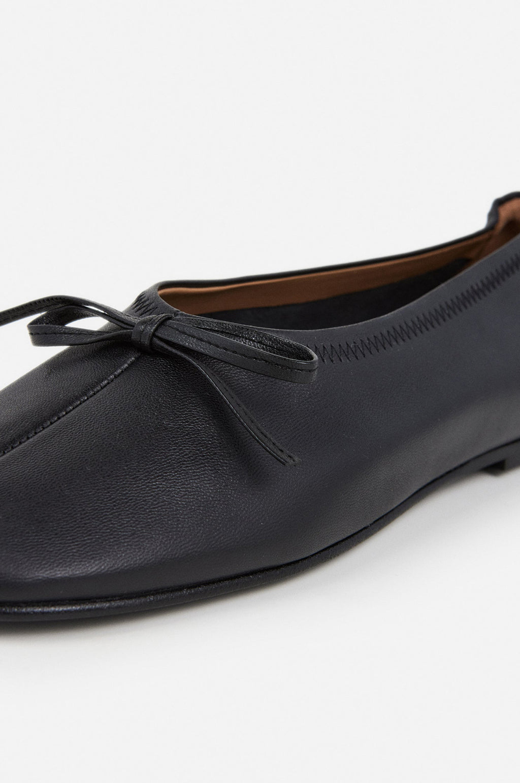 Blaise Leather Black