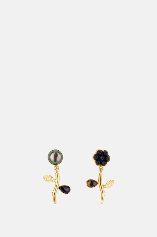 Flower Drop Jet Earrings