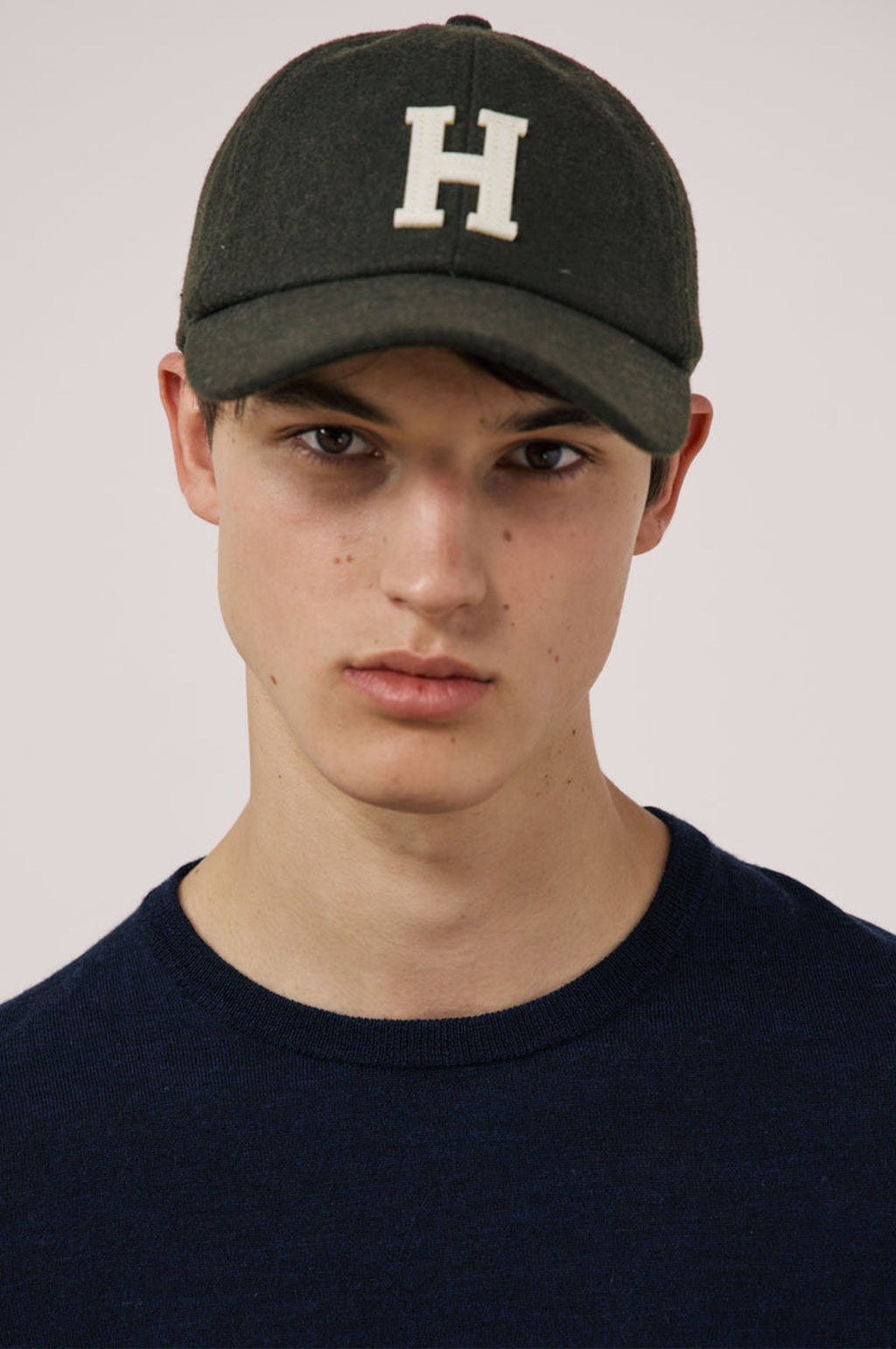Wool H Cap Olive
