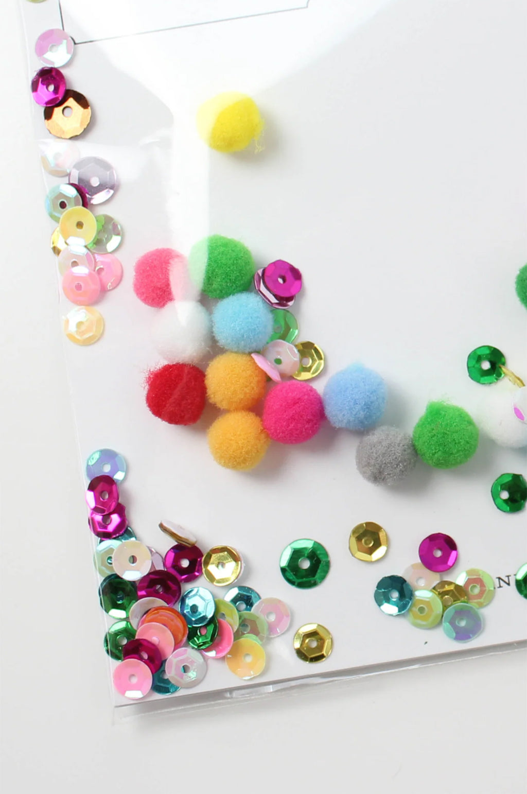 Pom Poms Confettigram Card