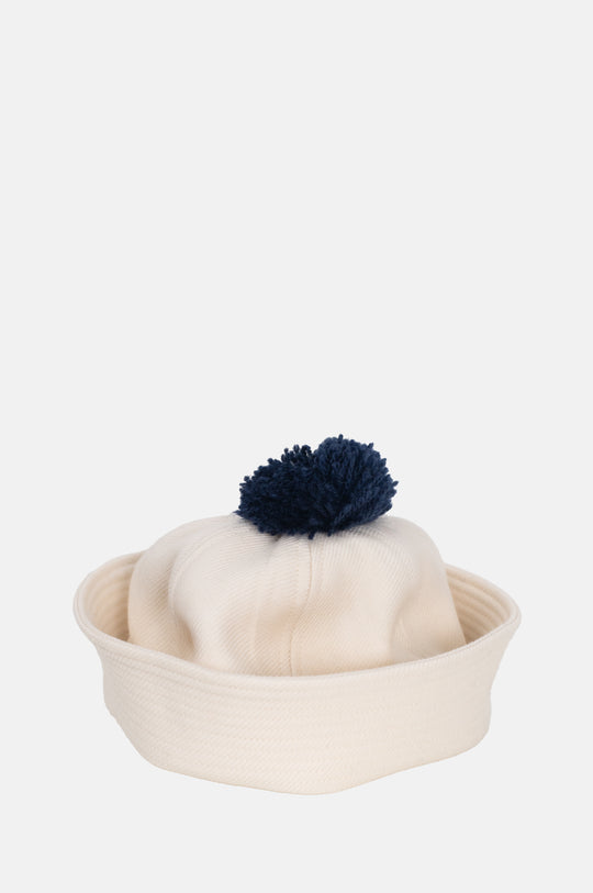 Bonnet White