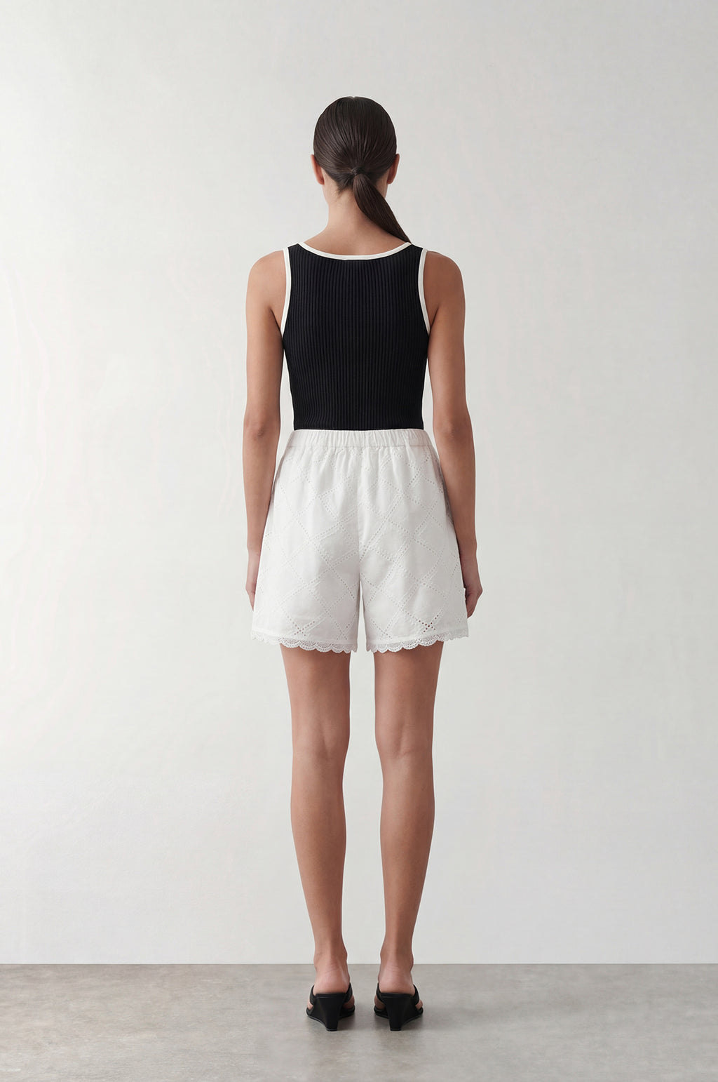 Row Shorts Star White