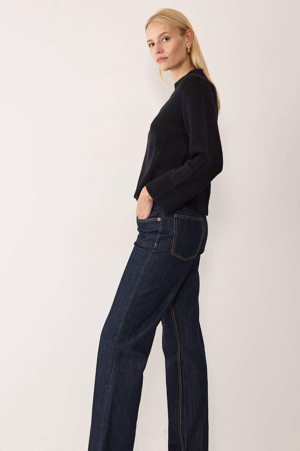 Geraldine Split Back Sweatshirt Black