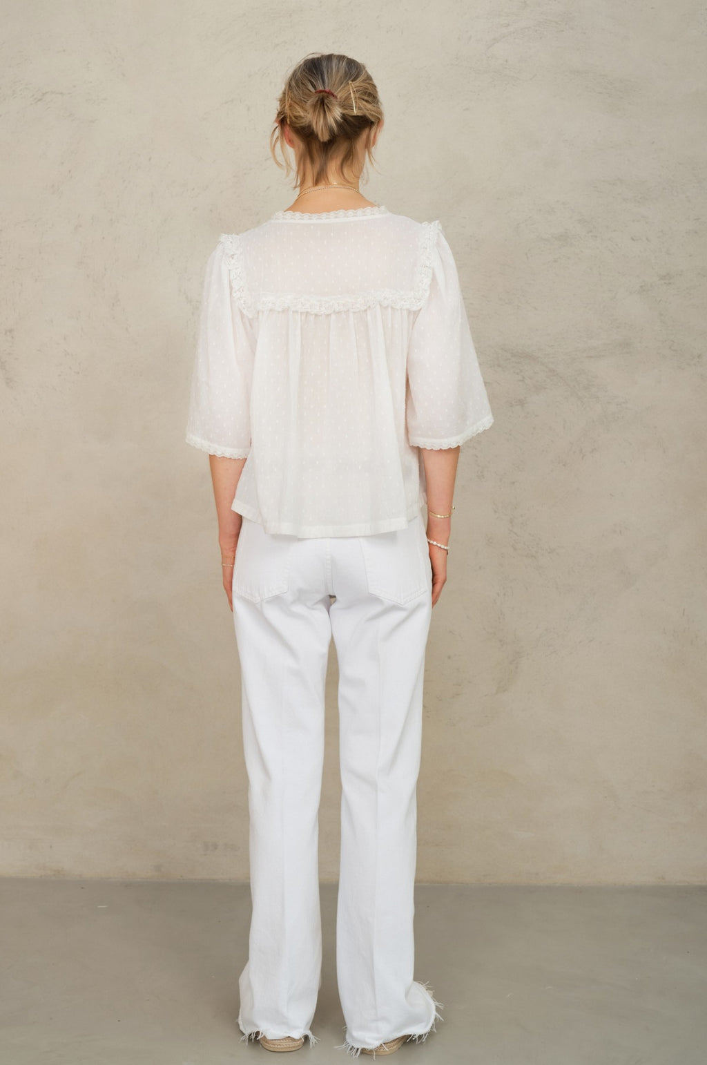 Brea Frill Emb Top Ivory