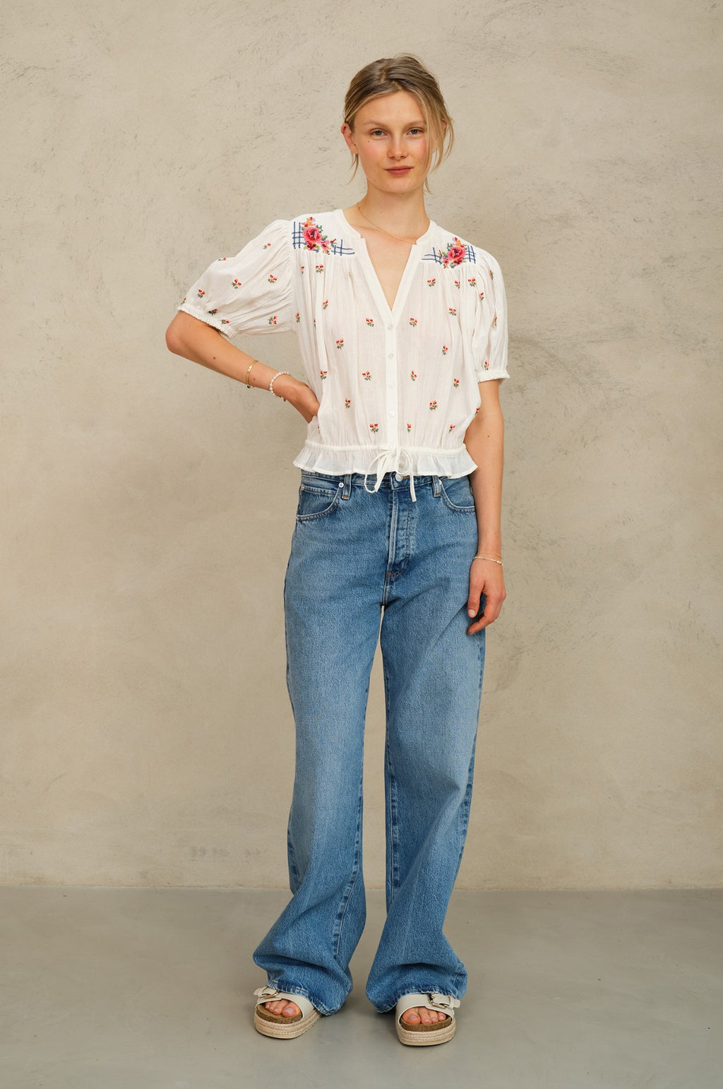 Harlie Emb S/S Top Ecru/Multi