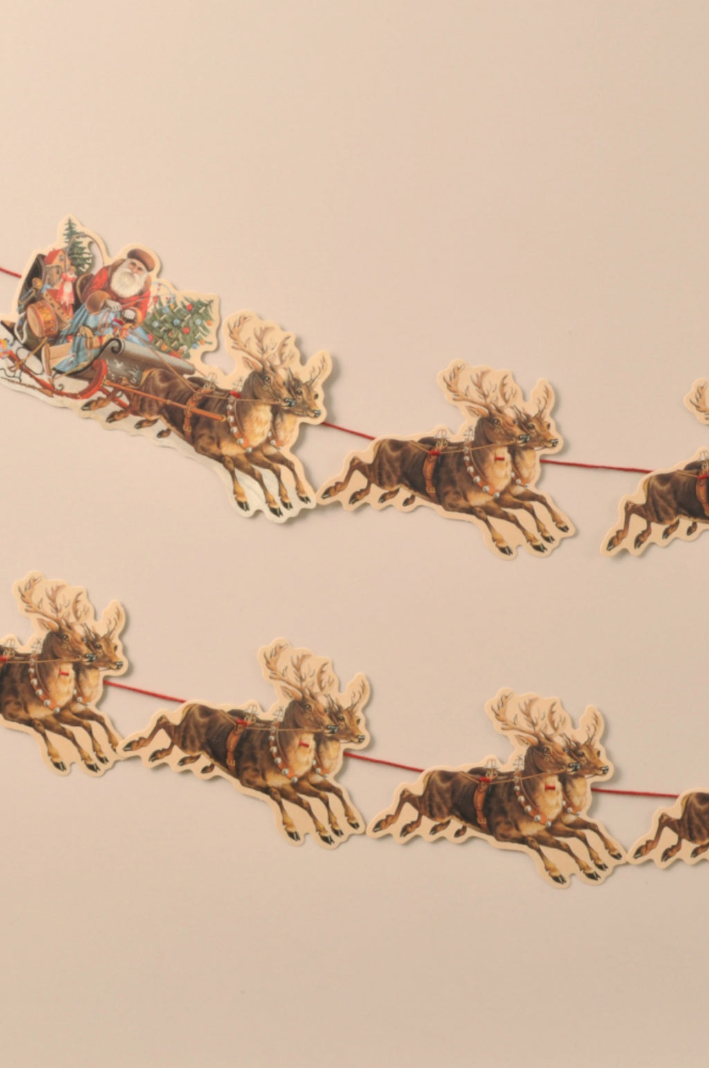 Santa Sleigh Garland