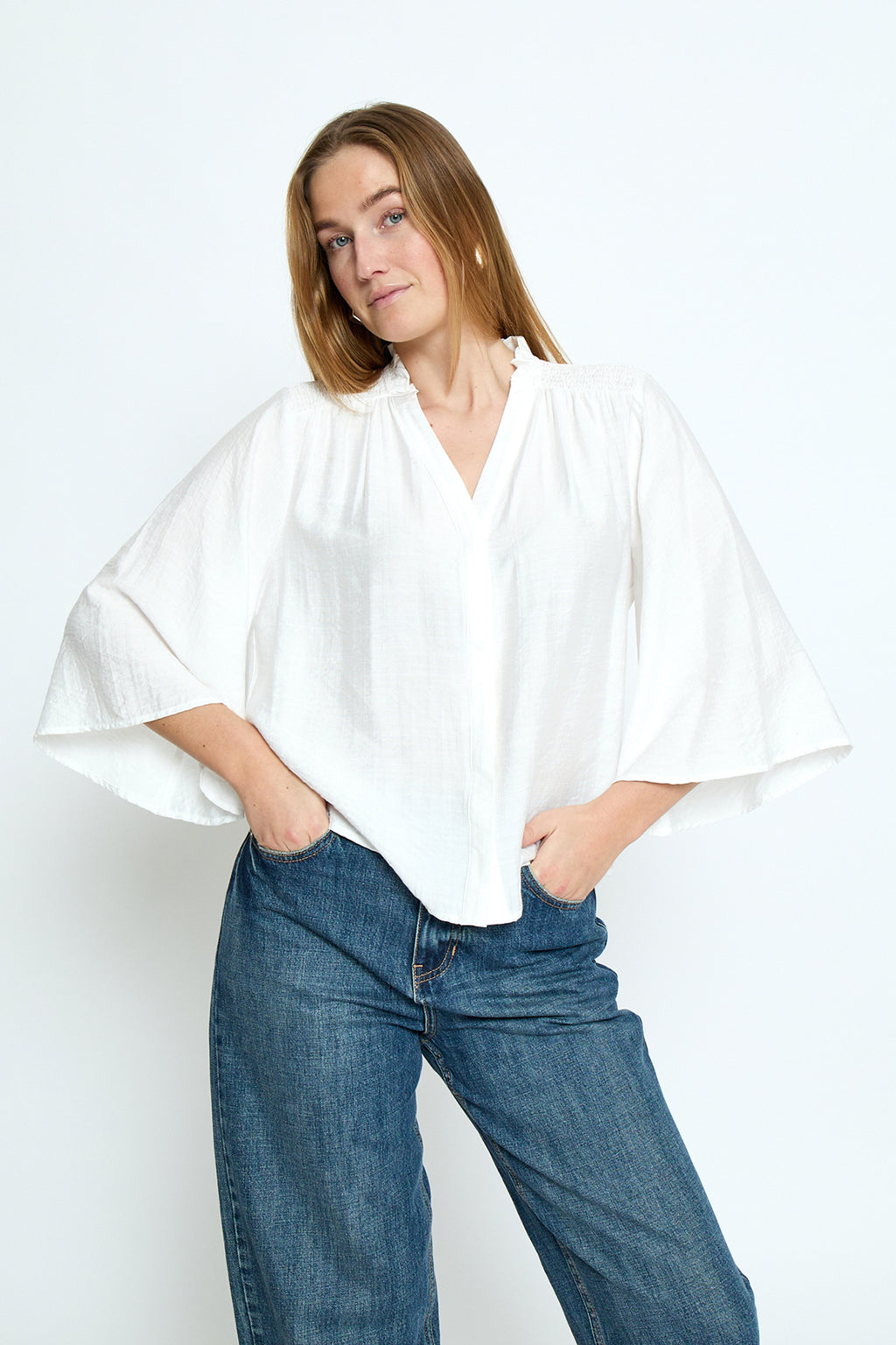 Seria V-Neck Shirt Cloud Dancer