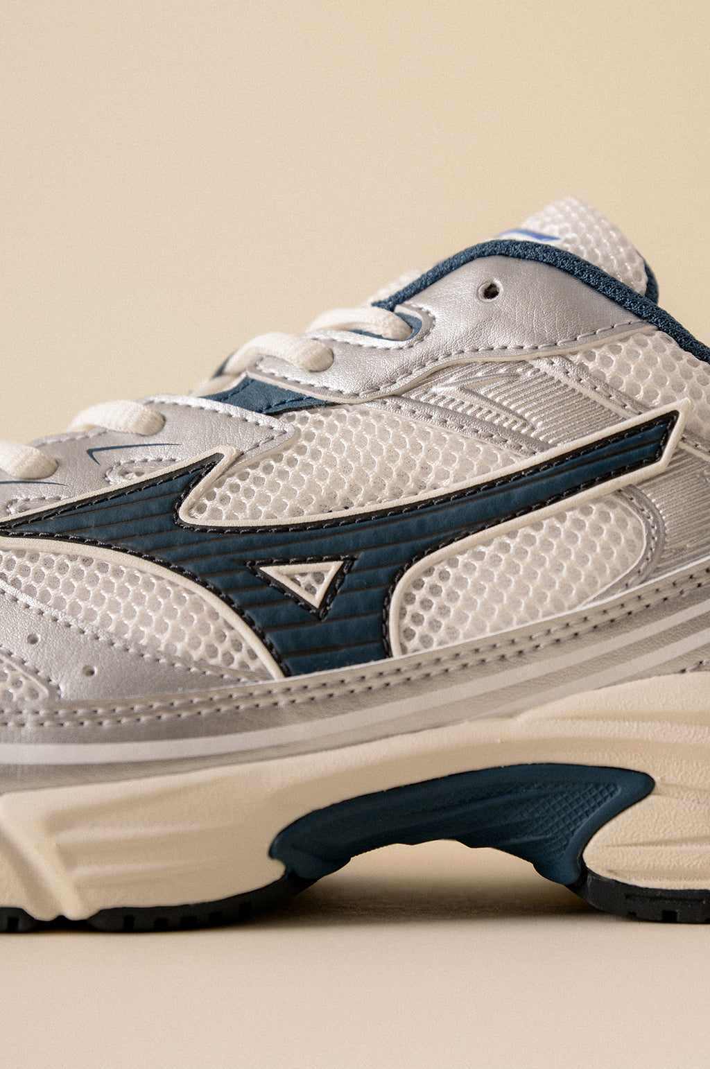 Mizuno MXR Snow White Majolica Blue Silver The Hambledon