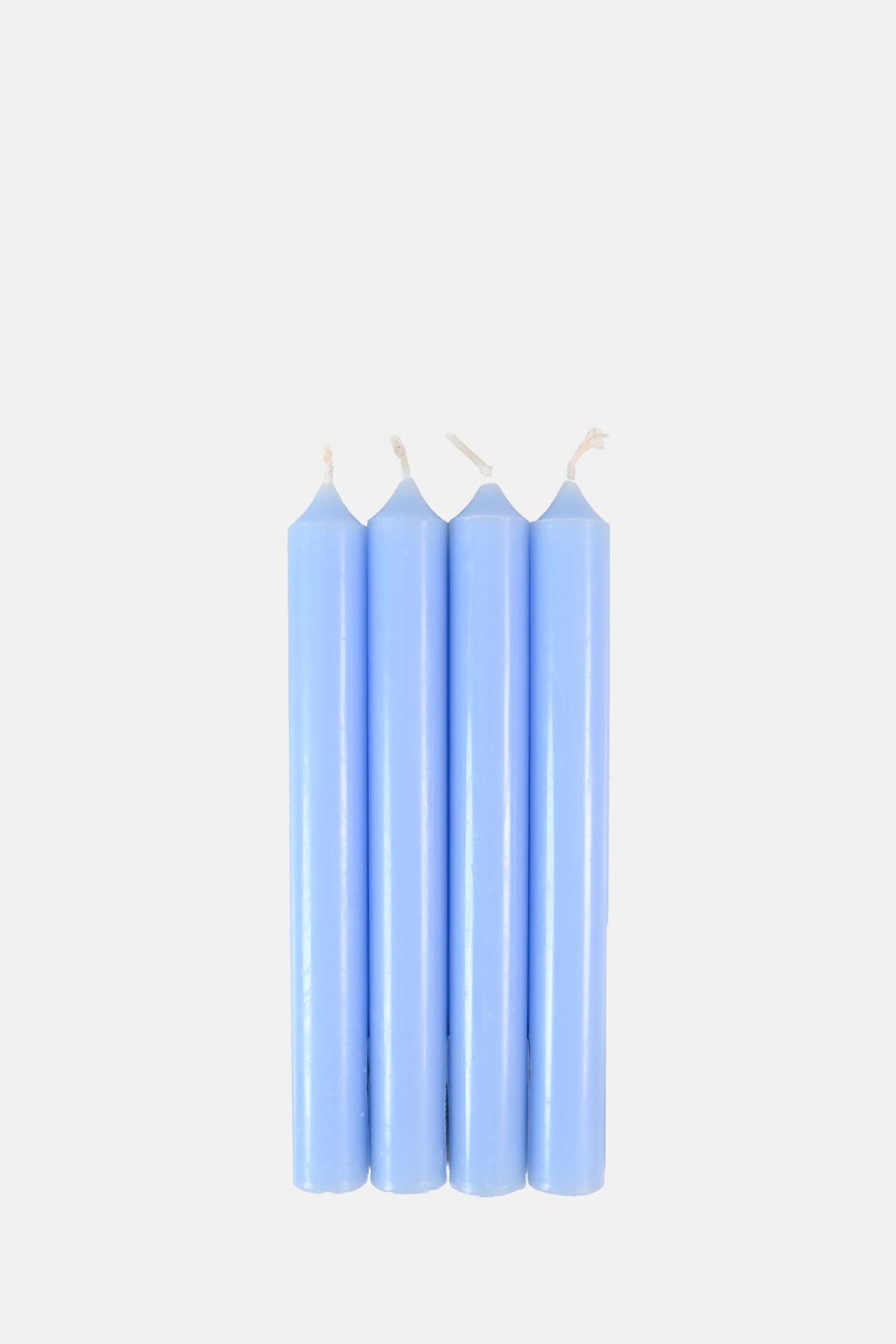 Box of 12 Dinner Candles Bleu Clair
