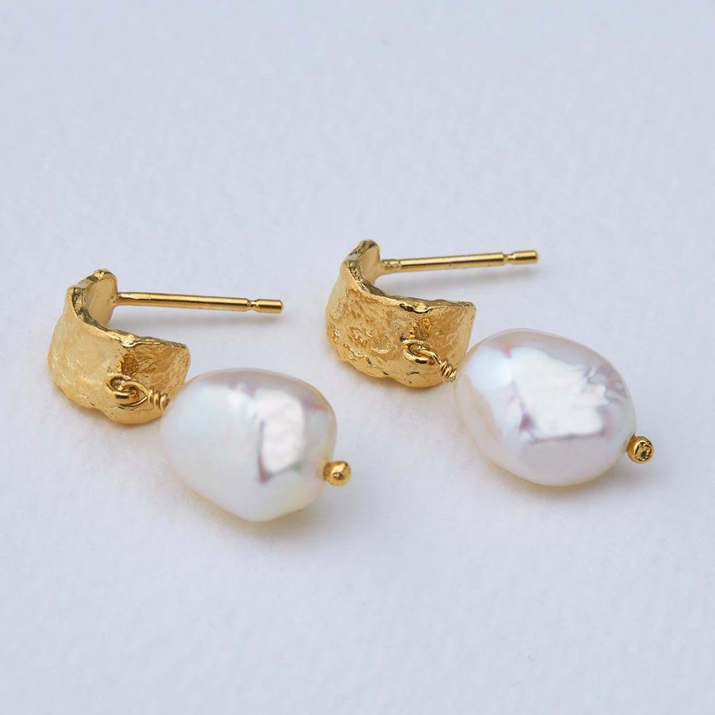 A.M. Textured Bark Huggie Hoop Earrings with Baroque Pearl Drops Gold
