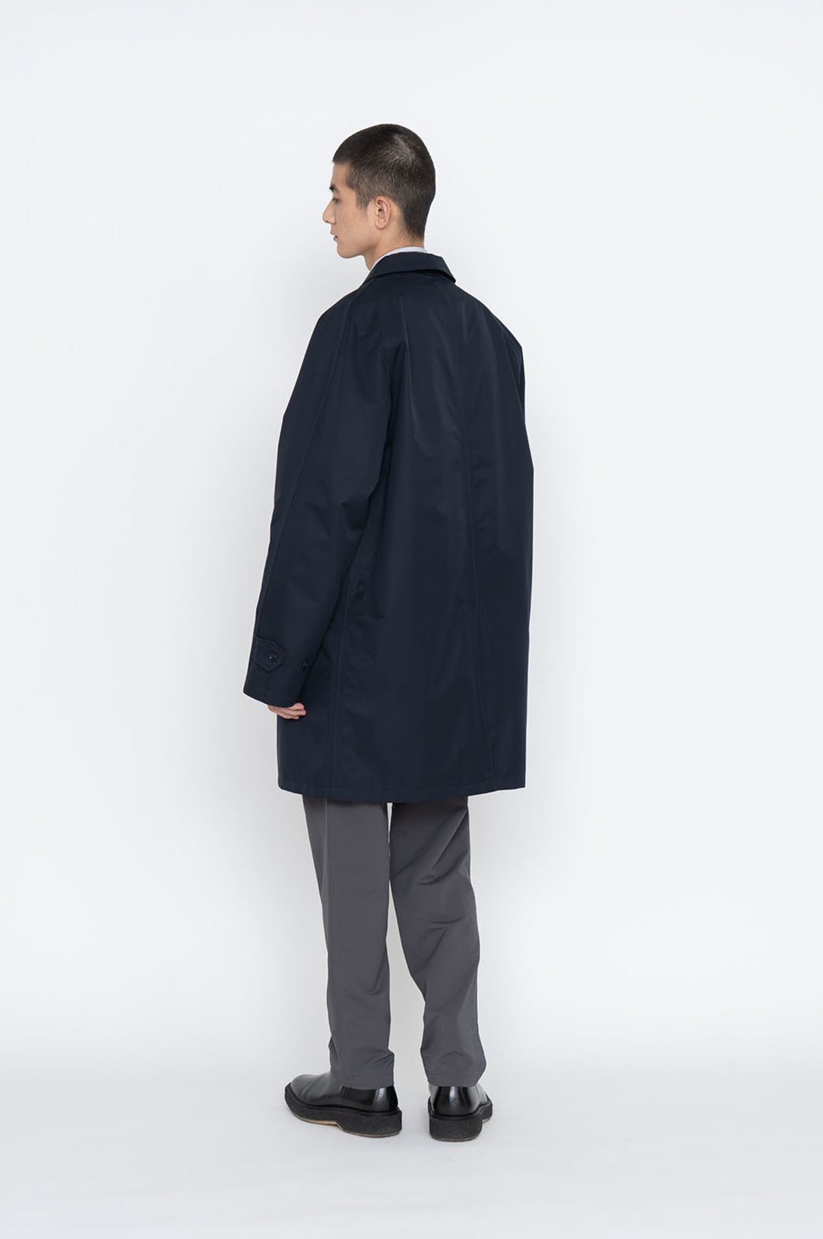 Nanamica 2L Gore-Tex Soutien Collar Coat in Navy – The Hambledon