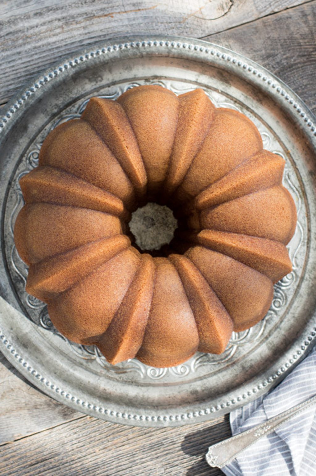 Silver Anniversary Bundt Pan