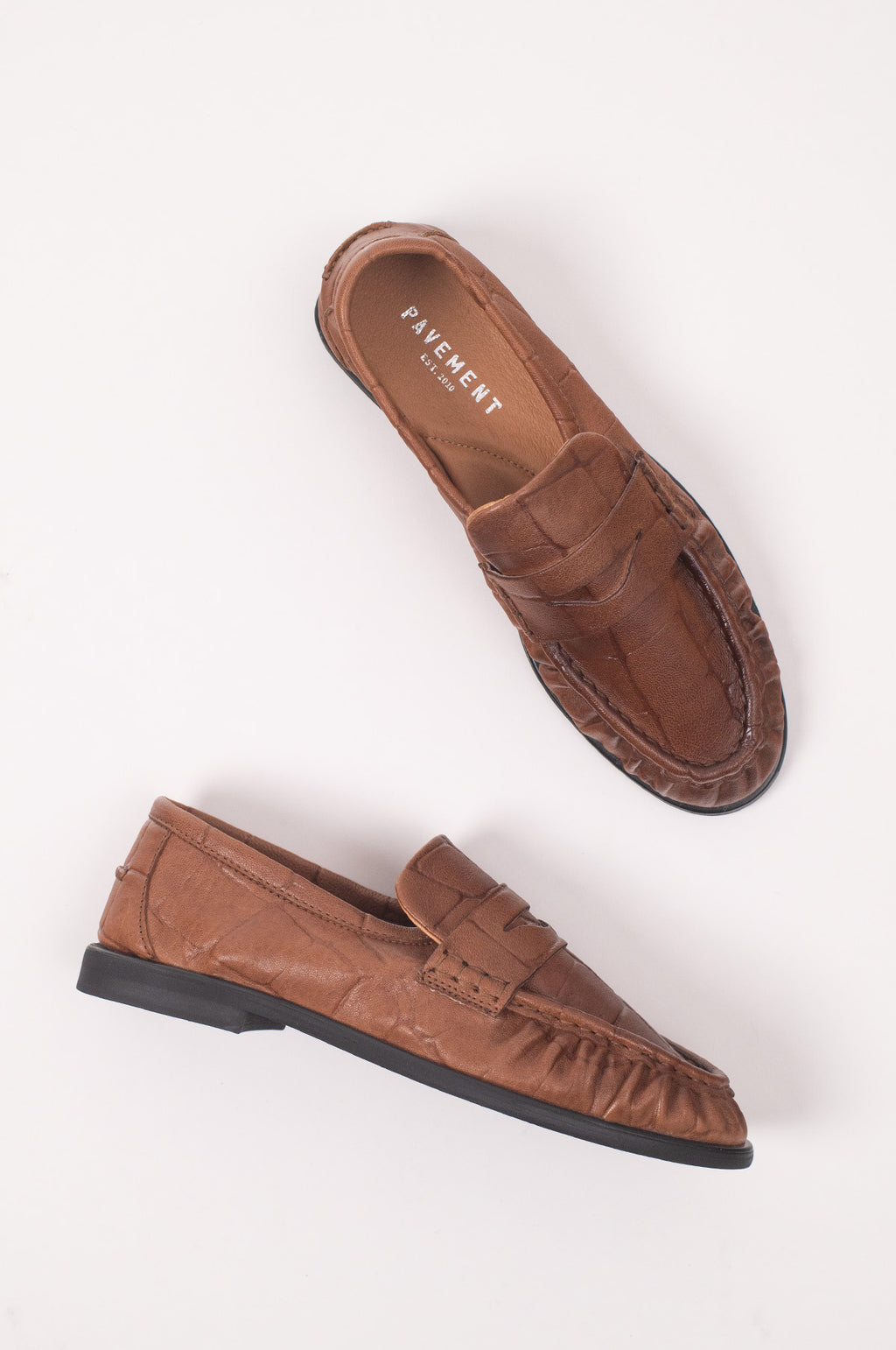 Elmira Croco Loafer Tan