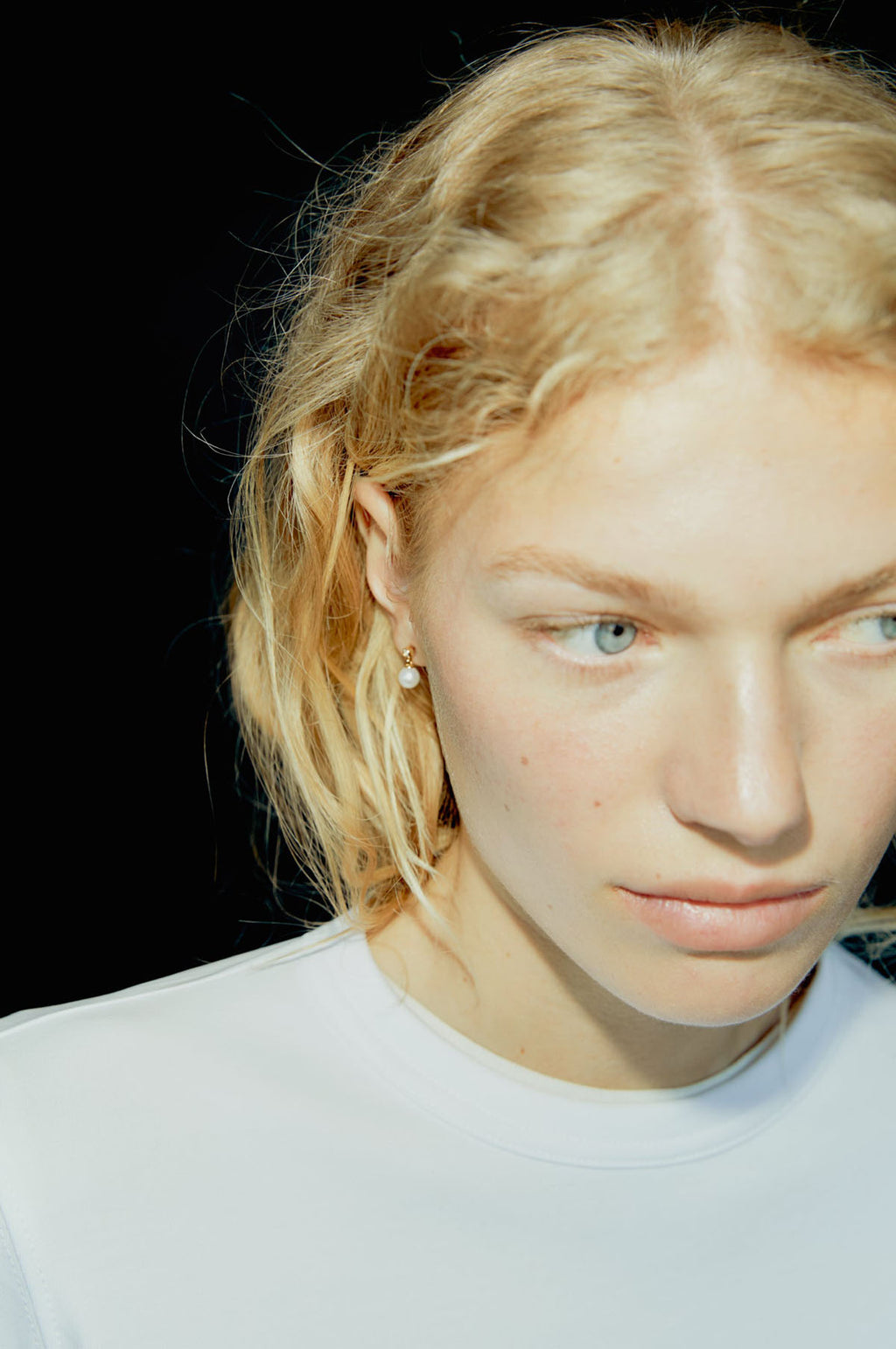 Odile Mini Gold Earrings