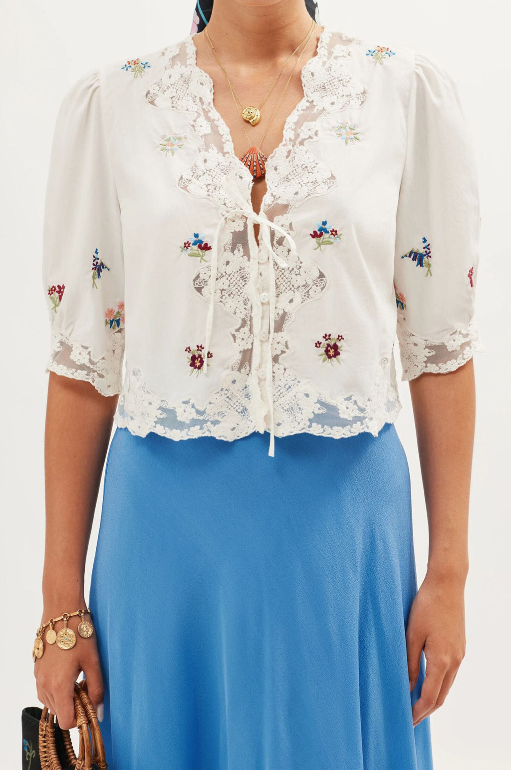 Ursula Top Bud Embroidery Ivory