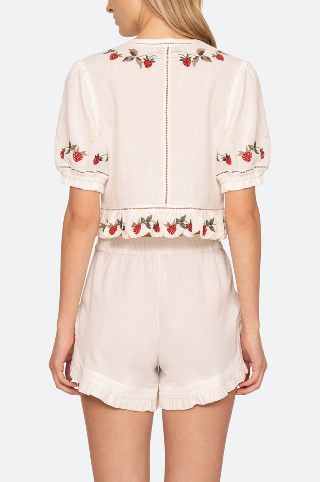 Bindi Strawberry Top Cream