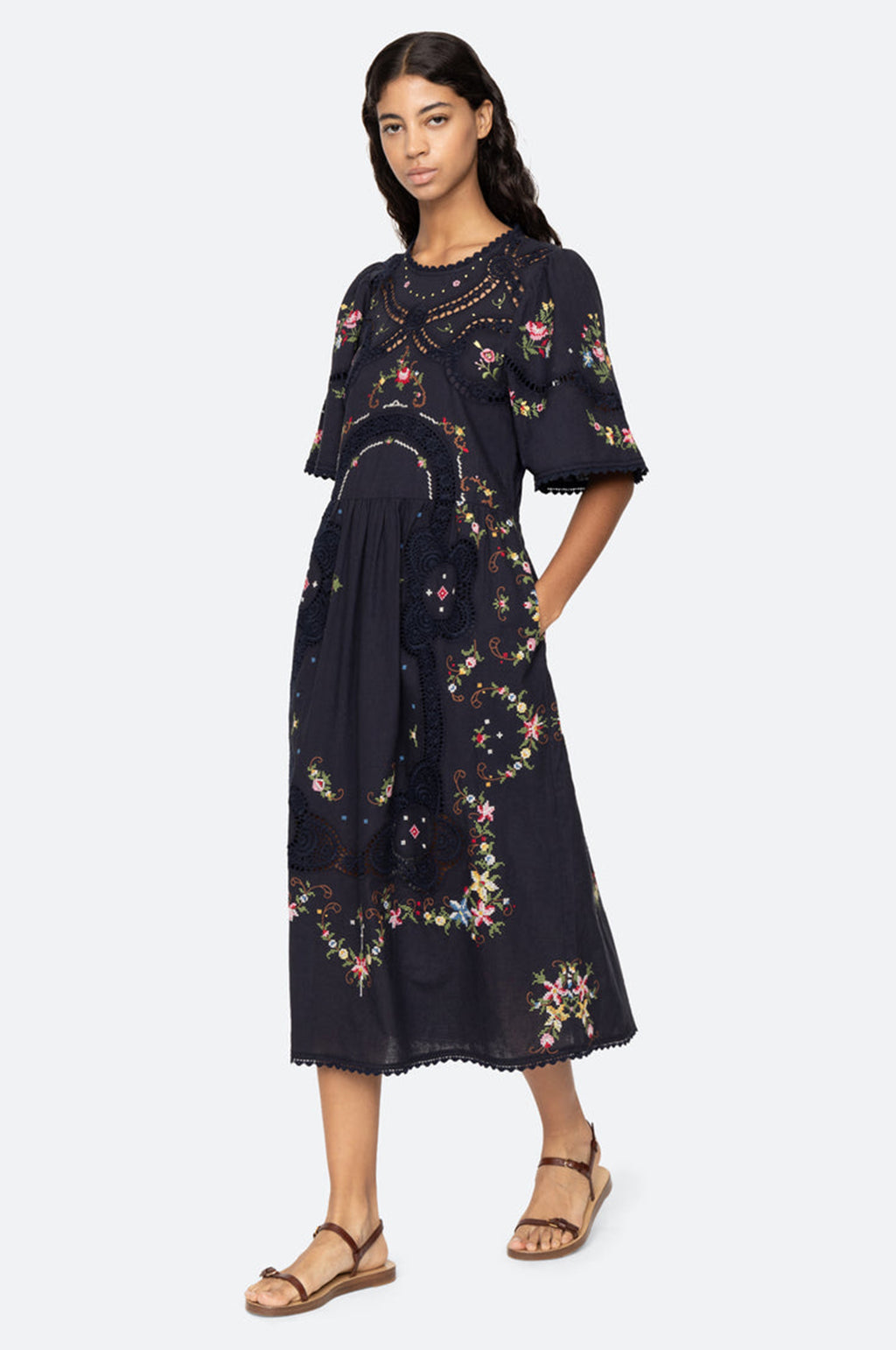Edwina Embroidery S/Slv Dress Navy