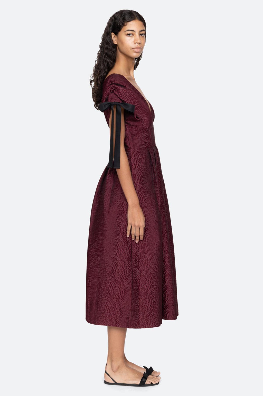 Fayetta Embossed Evening Midi Dress Burgundy