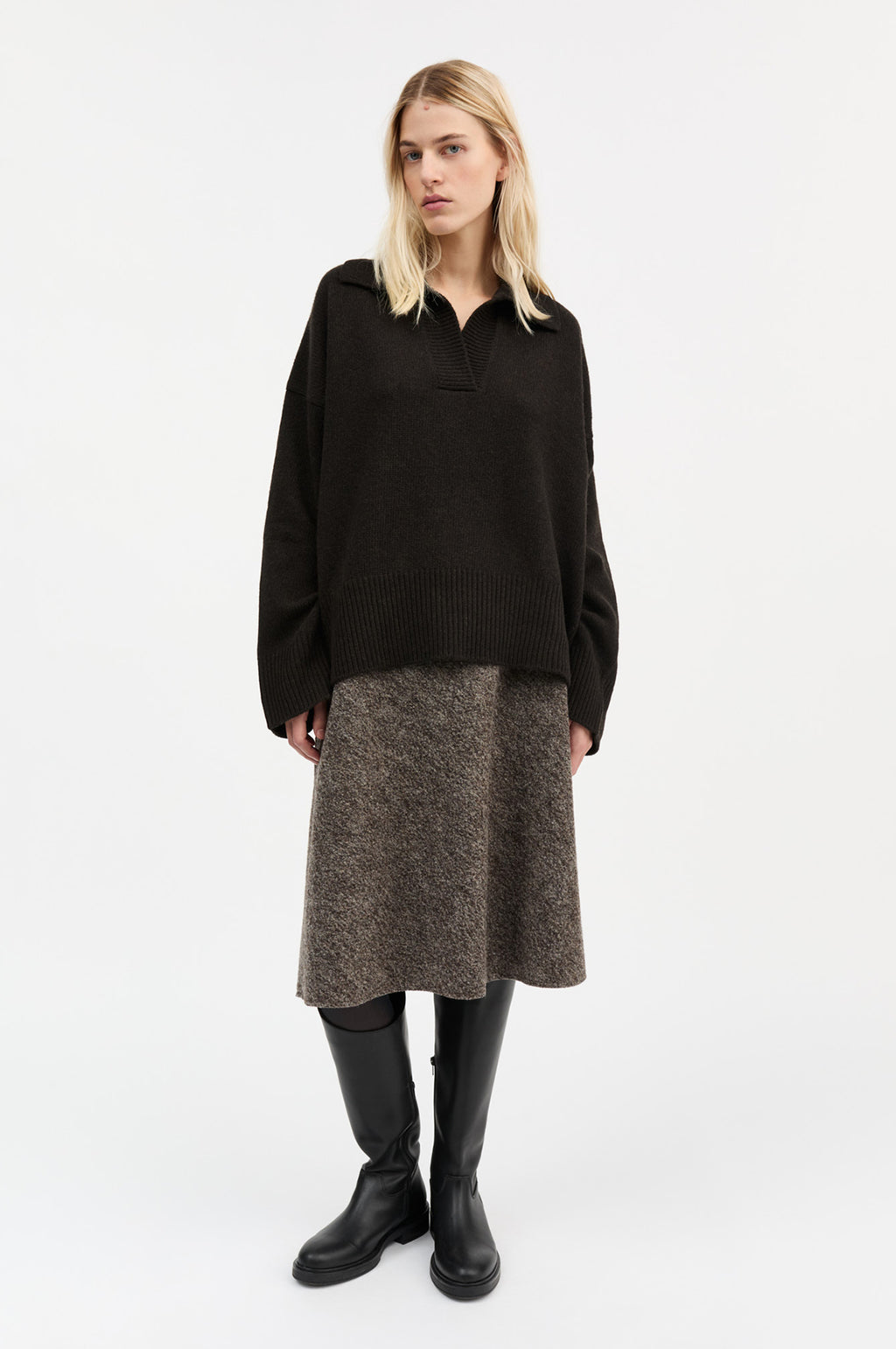 Dean V-Neck Jumper Deep Brown