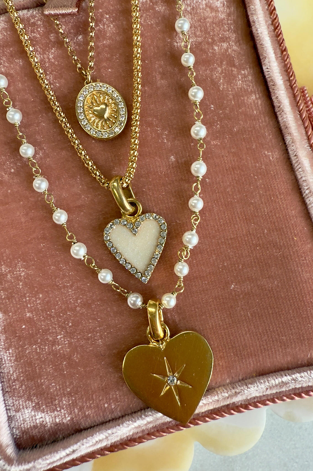 Soru Charm Pearl Necklace