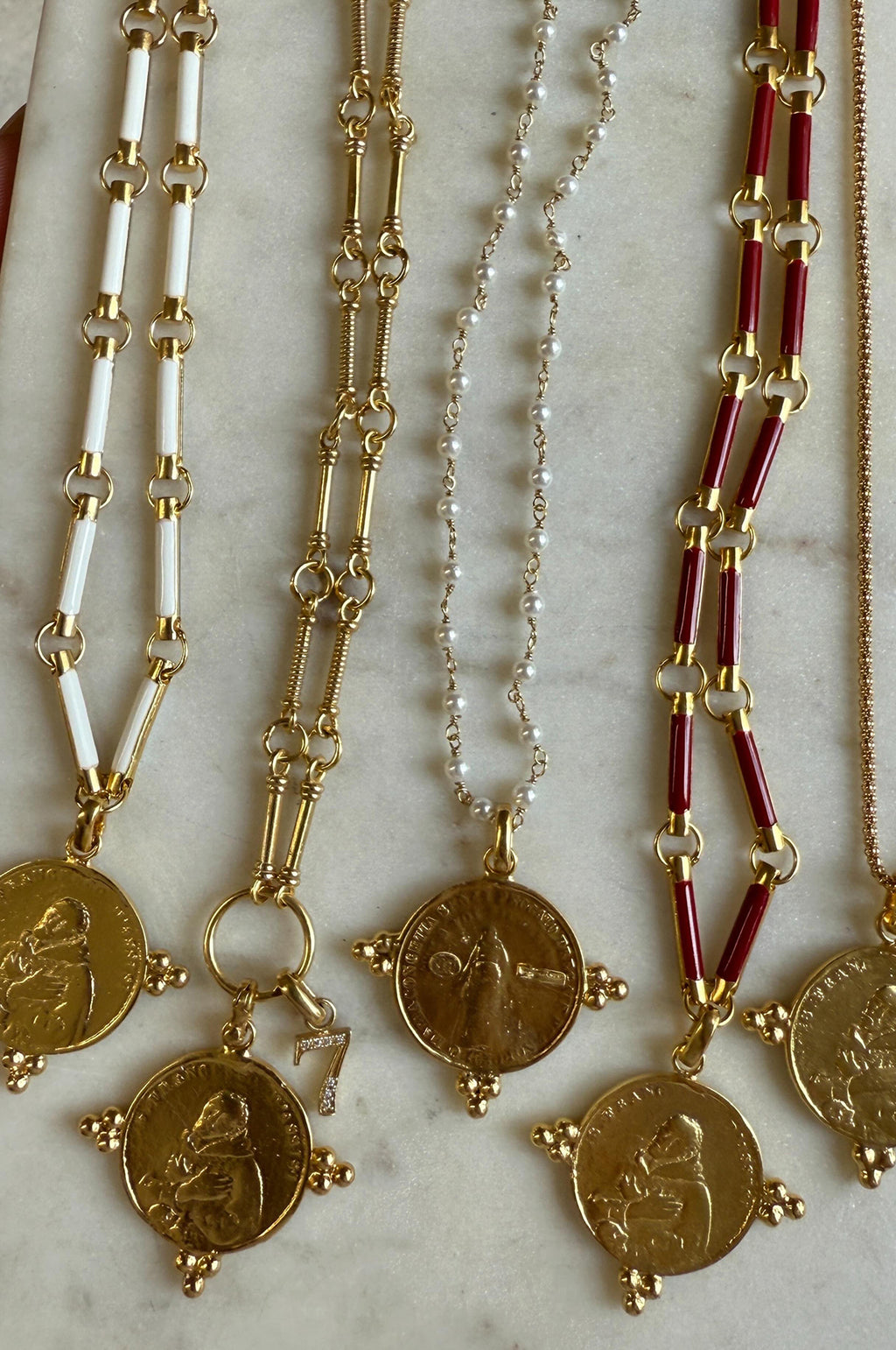 Soru Charm Pearl Necklace