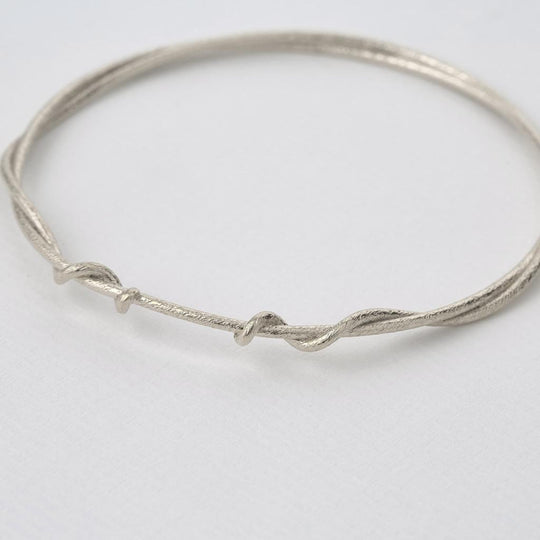 A.M. Classic Twist Bangle Silver