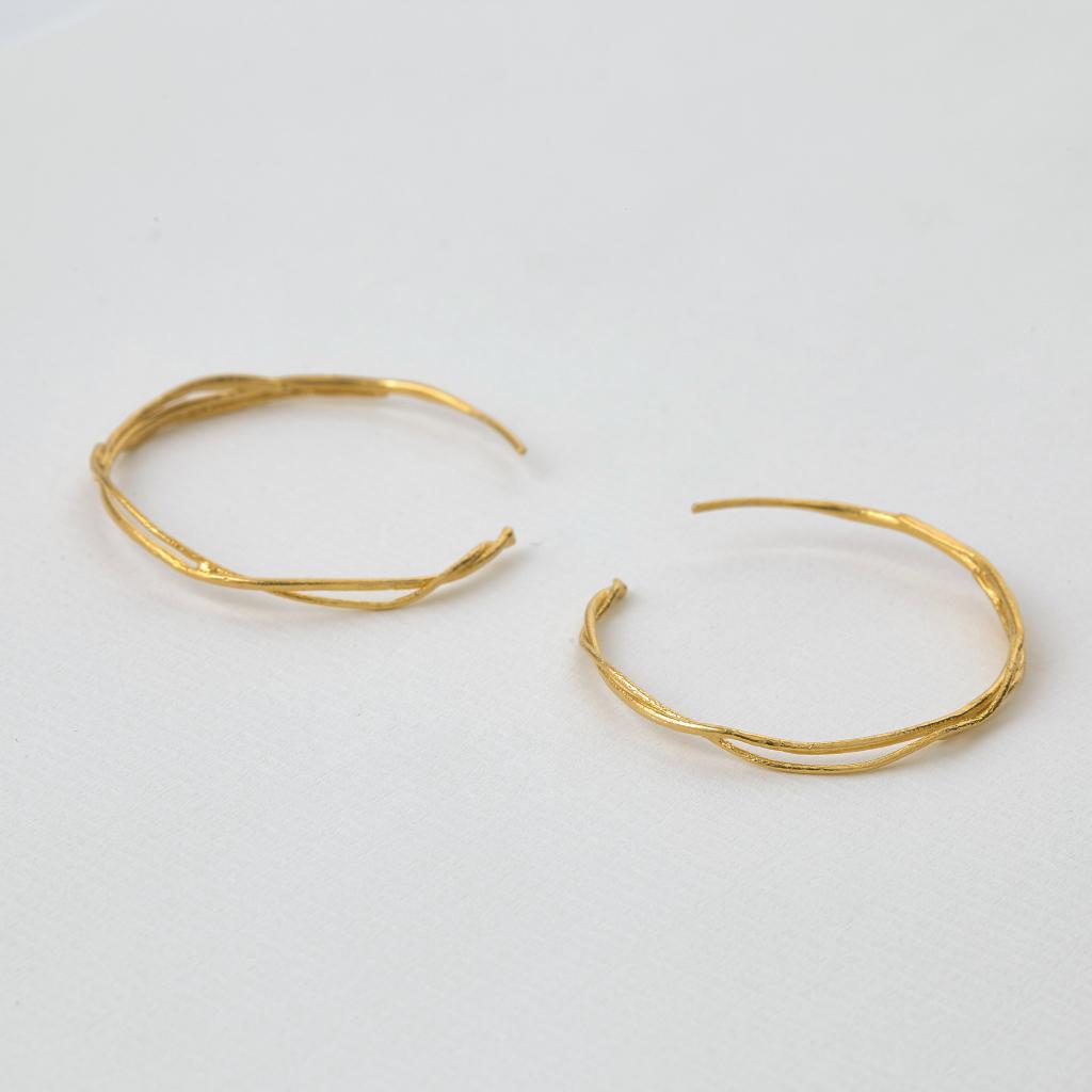 Alex Monroe Fine Twist Hoop Earrings Gold – The Hambledon