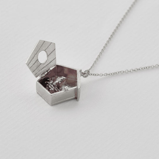 A.M. Nesting Birdhouse Necklace Silver