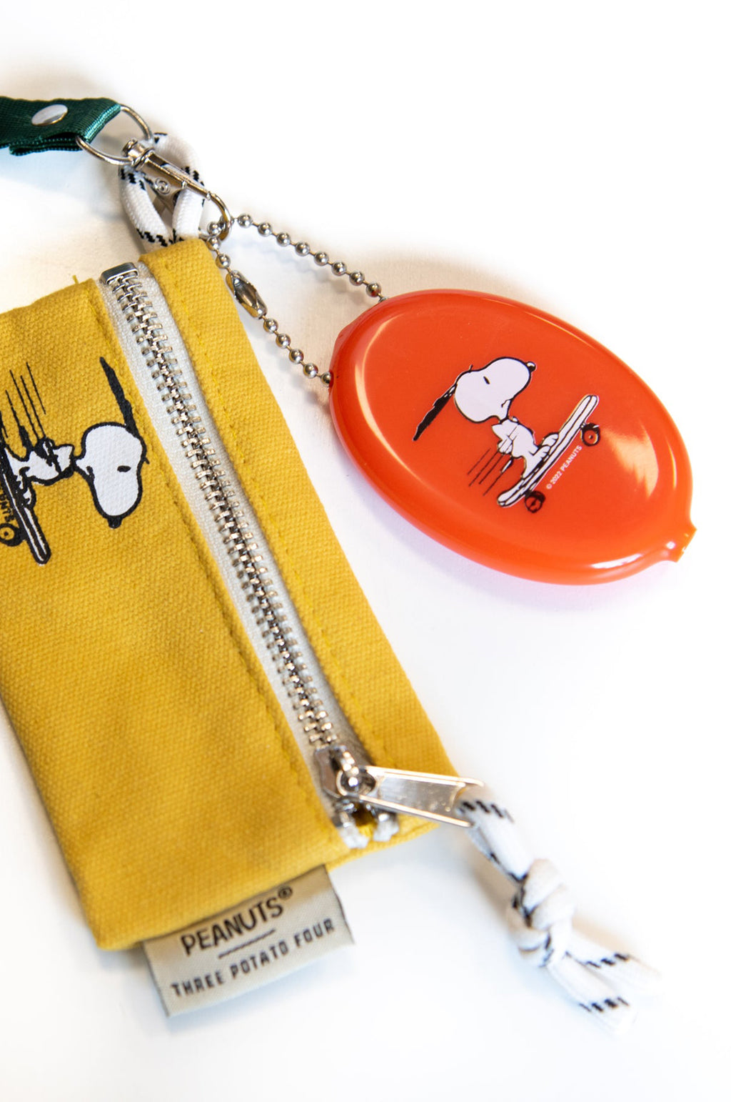 Snoopy Skateboard Coin Pouch