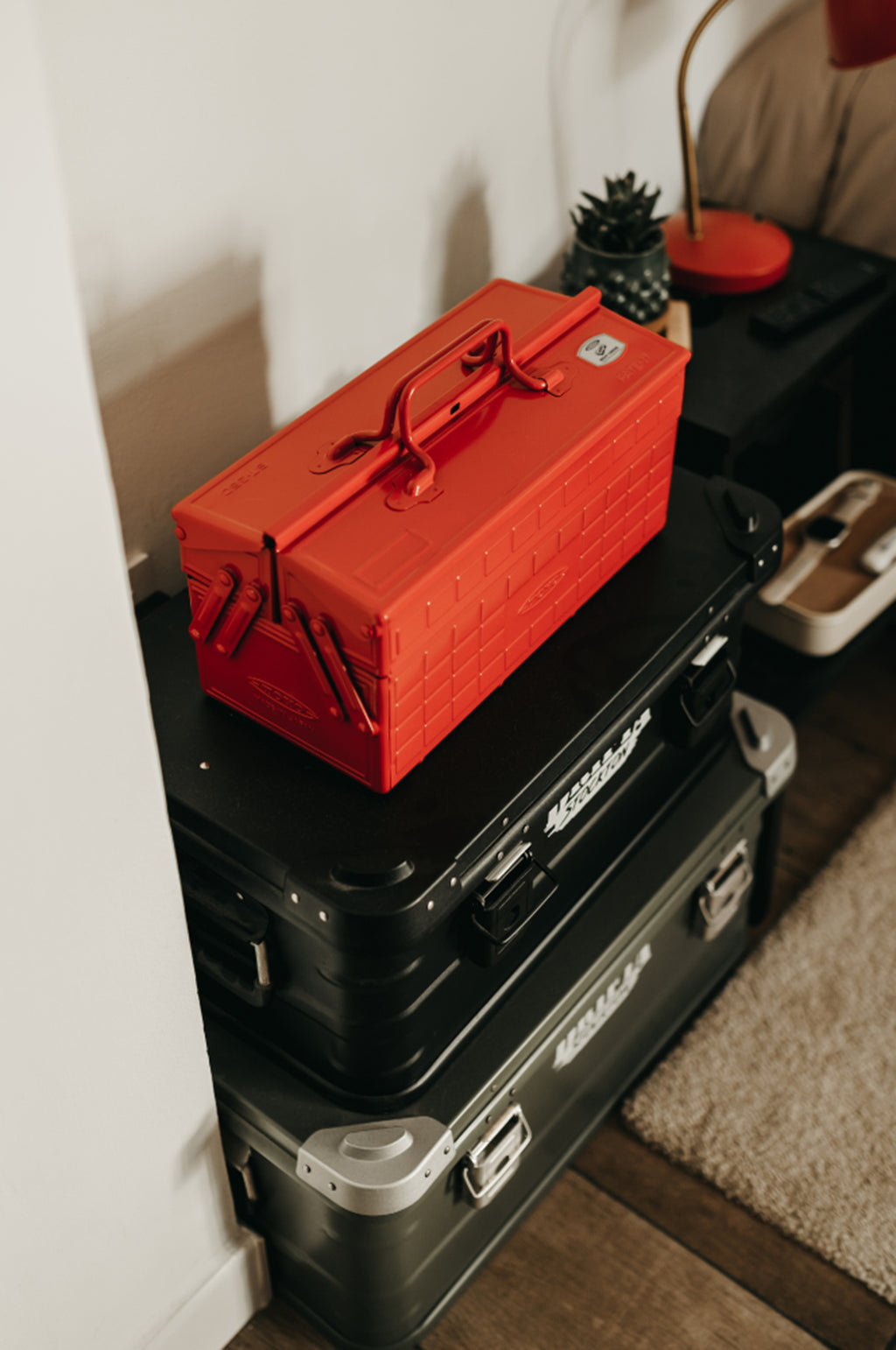 Cantilever Toolbox ST-350 Red