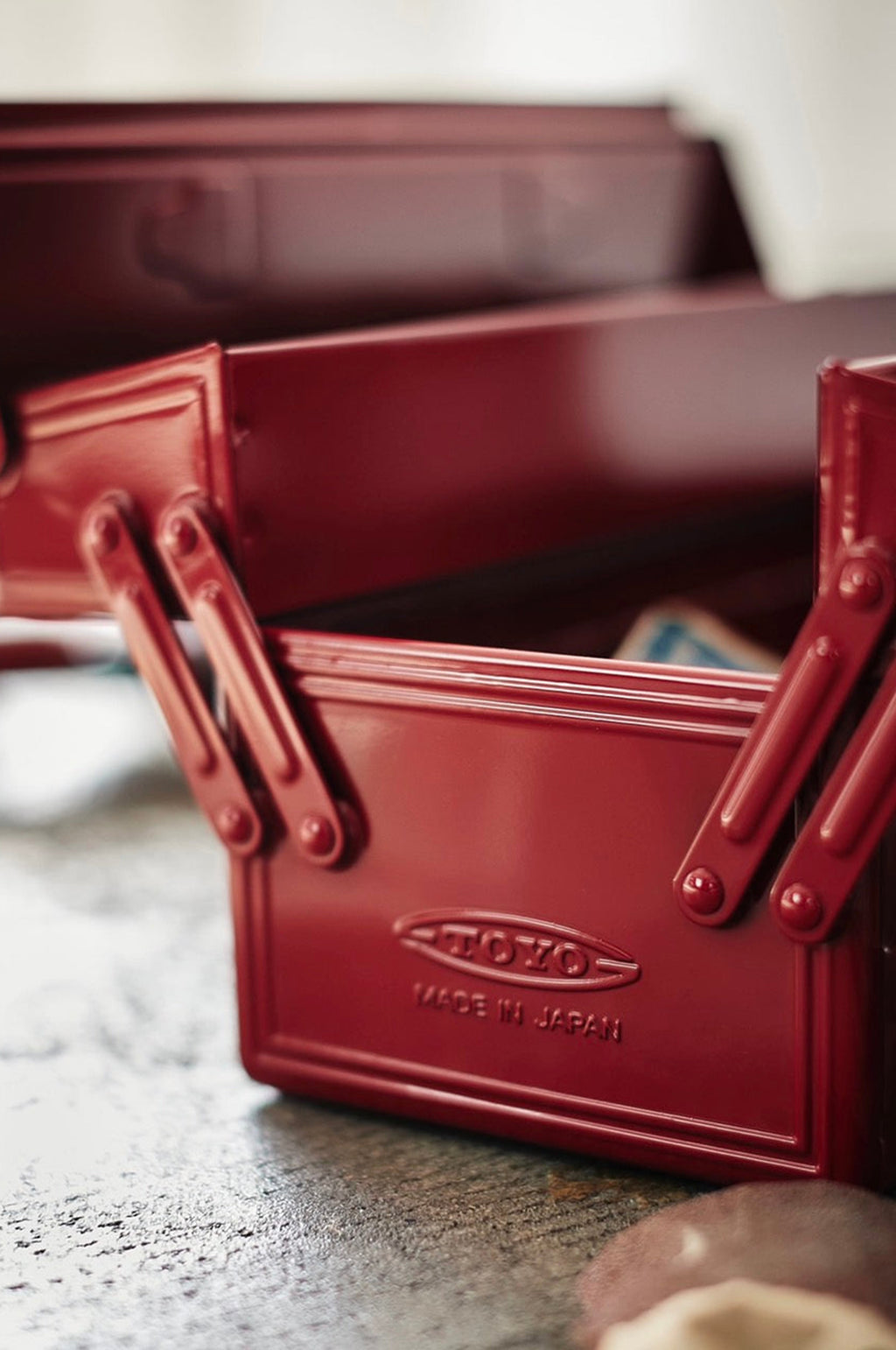 Cantilever Toolbox ST-350 Red
