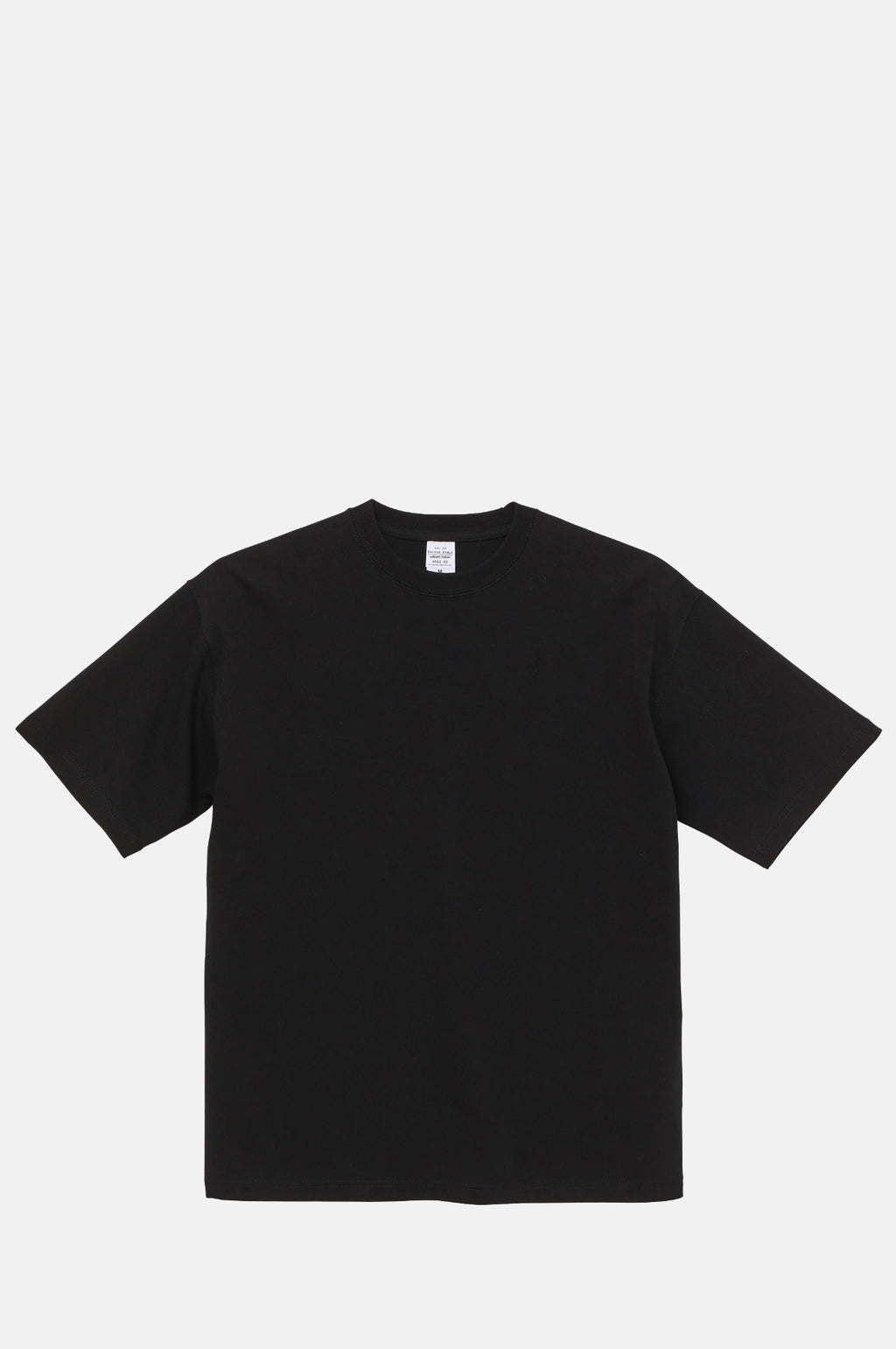 United Athle 9.1OZ Magnum Weight T-Shirt Black.