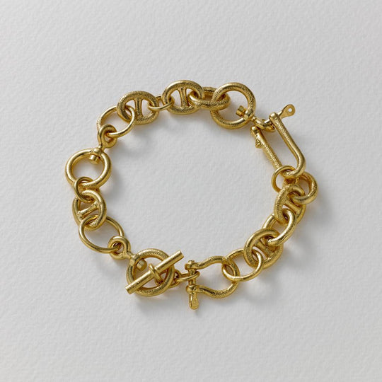 A.M. Heavy Chain Boatyard Link Toggle Clasp Bracelet Gold