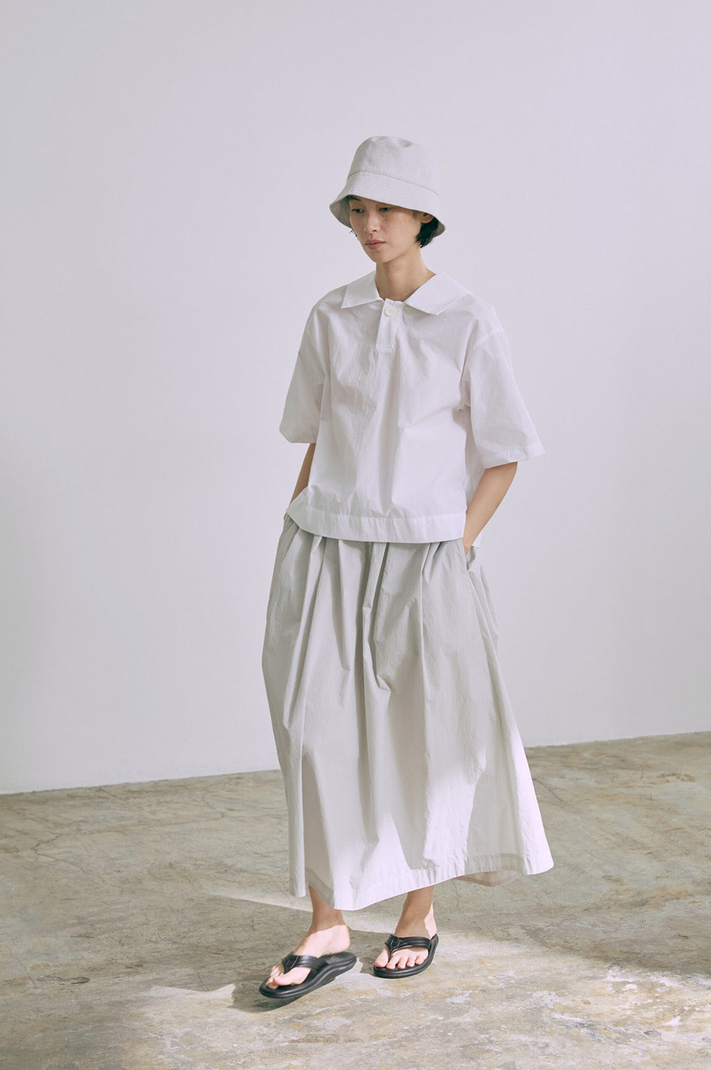 Twin-W Top White