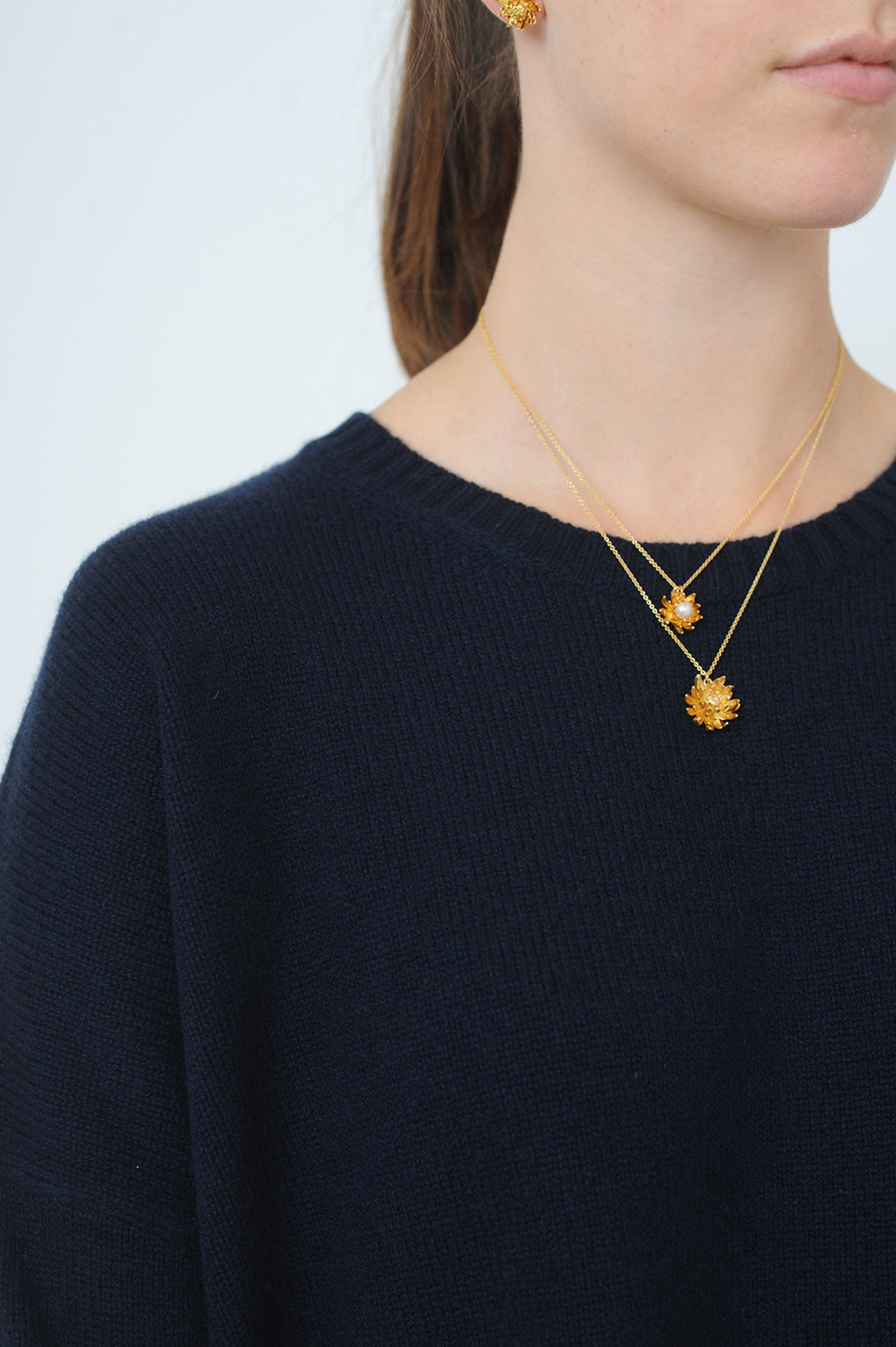 Chrysanthemum Flower Necklace Gold