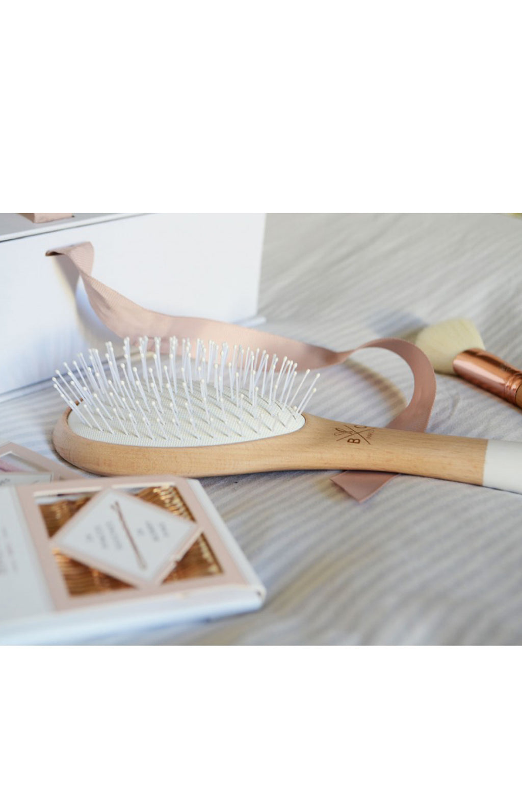 Detangling and Volume Hairbrush