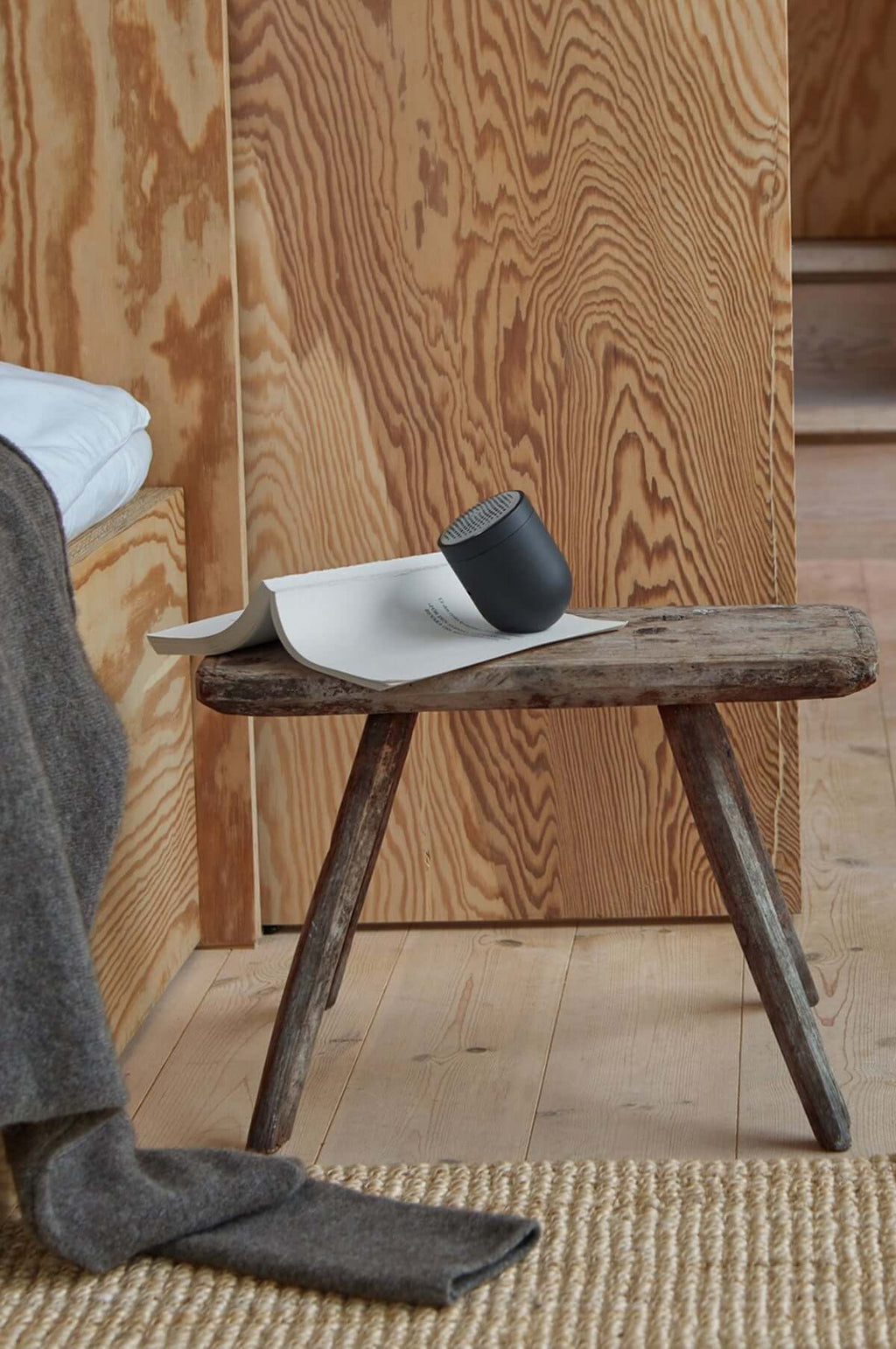 Pilo No.2 Fabric Shaver Charcoal