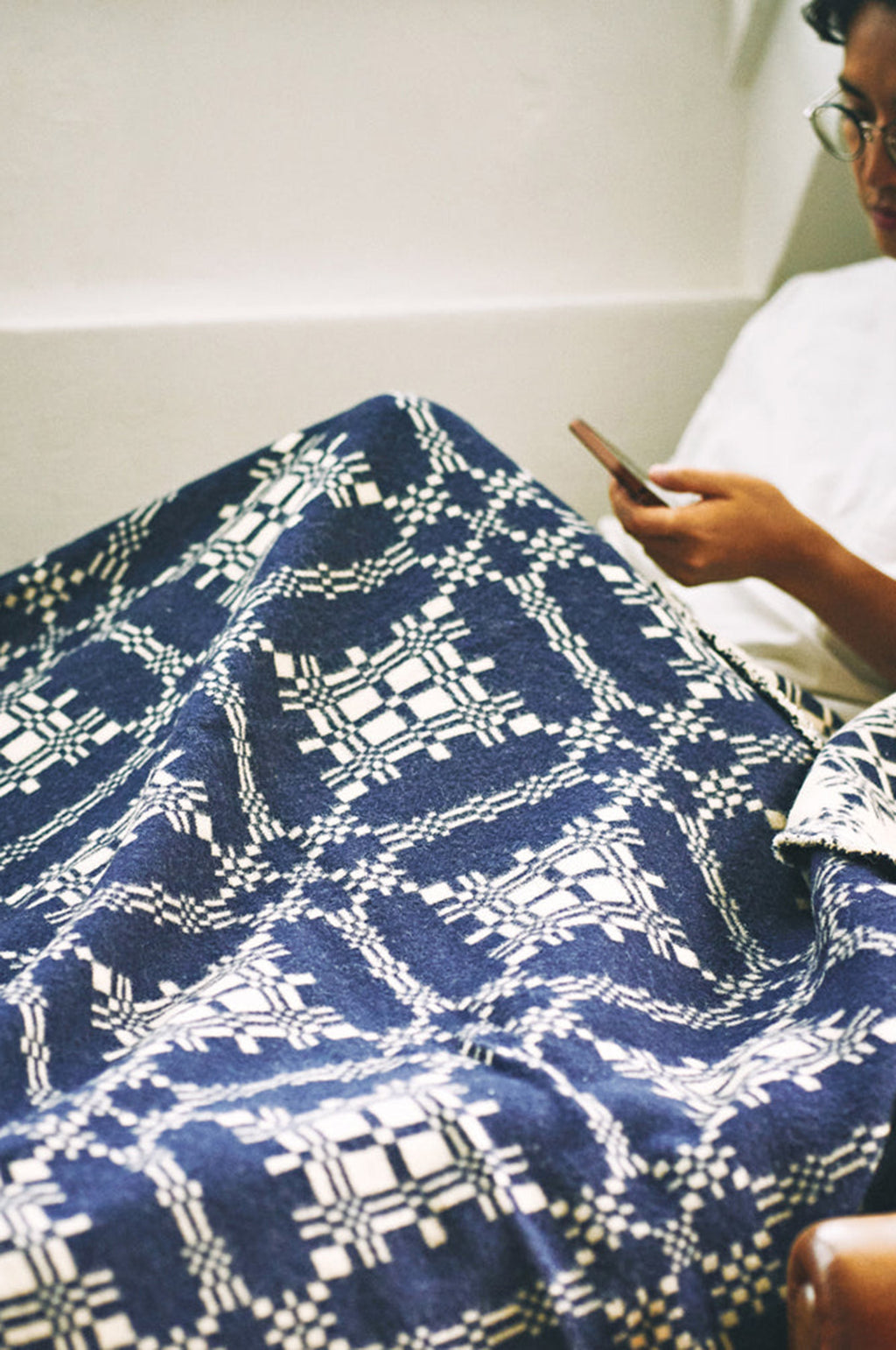BasShu Wool Blanket in Jacquard Navy and Cream – The Hambledon